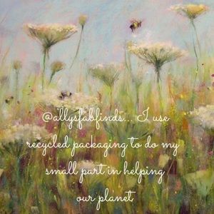 ♻️ I use recycled packaging ♻️